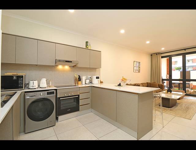 2 BEDROOM APARTMENT FOR SALE IN GREENSTONE HILL